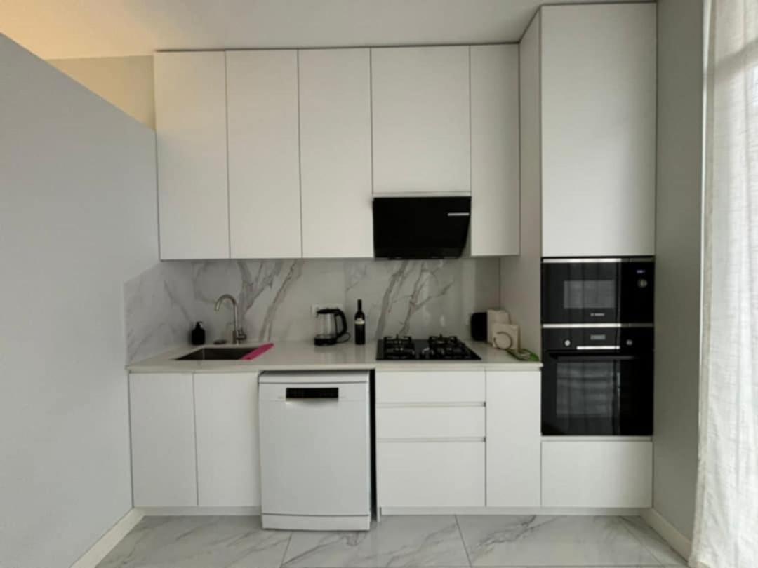 Tina's Apartment *