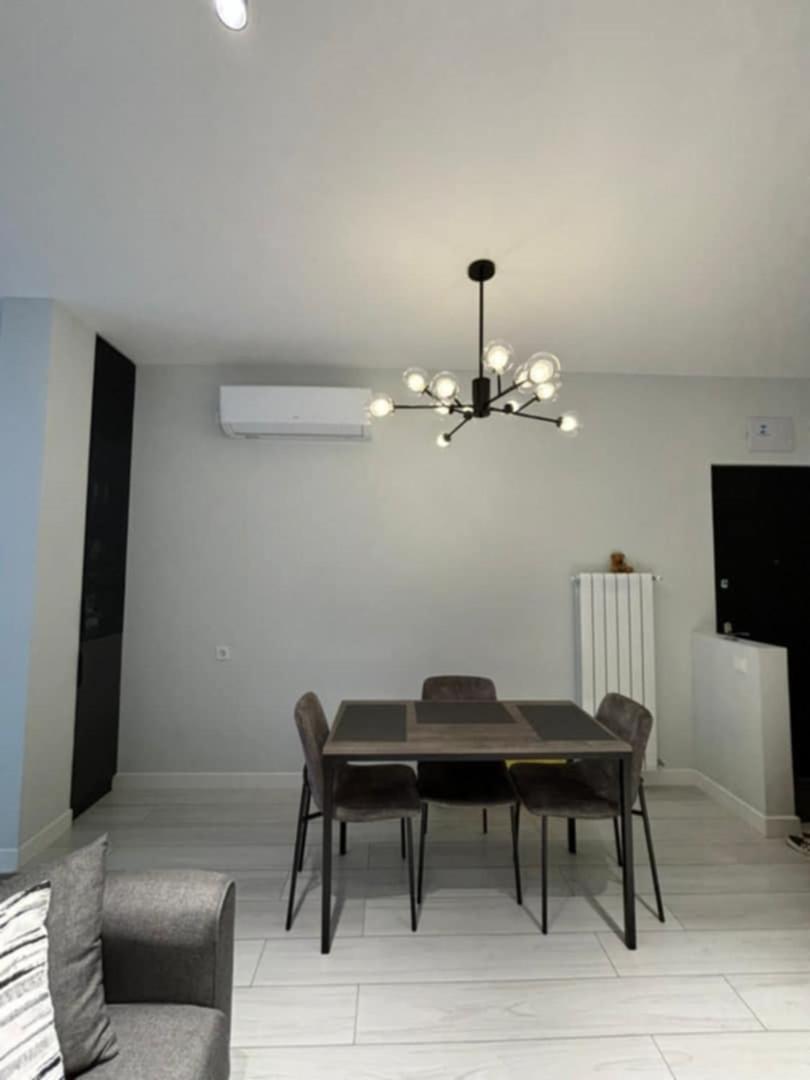 Tina's Apartment